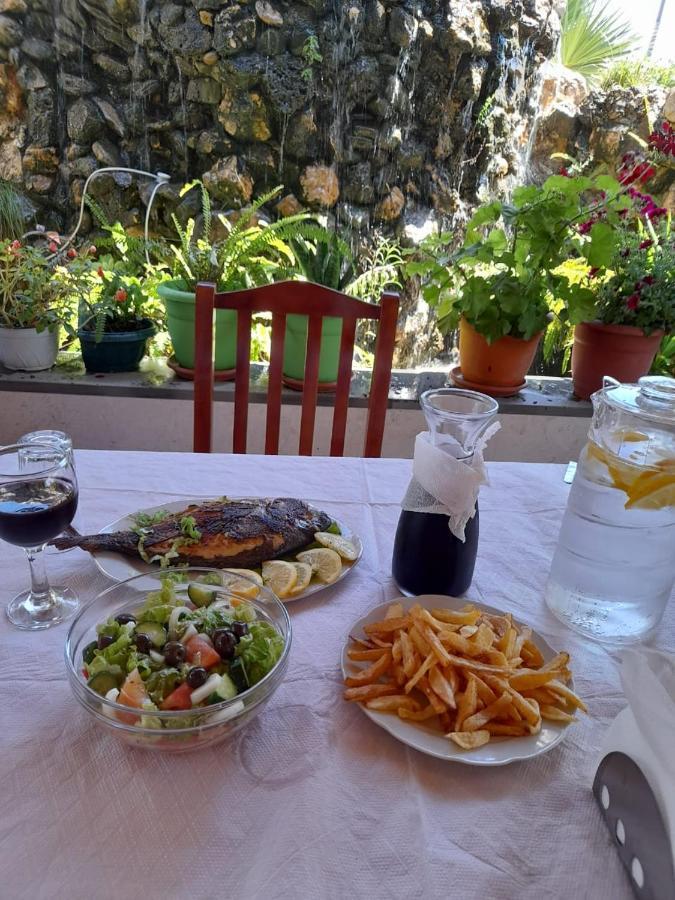 Bar Restorant Hotel Altini Vlorë Exterior foto